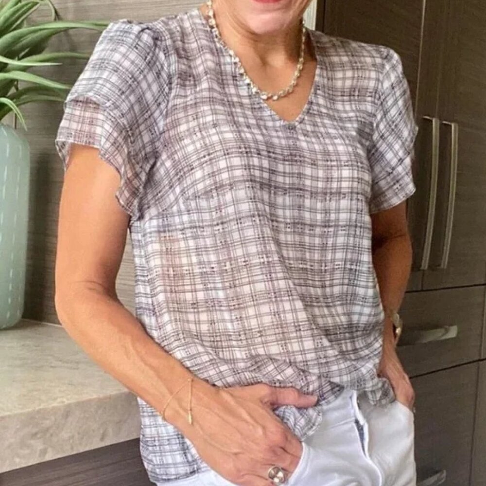 NWT cabi Size  S - Agenda Top - Moody Plaid